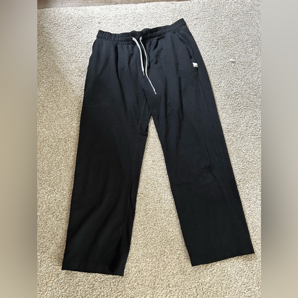 Vuori Halo straight leg crop Large black